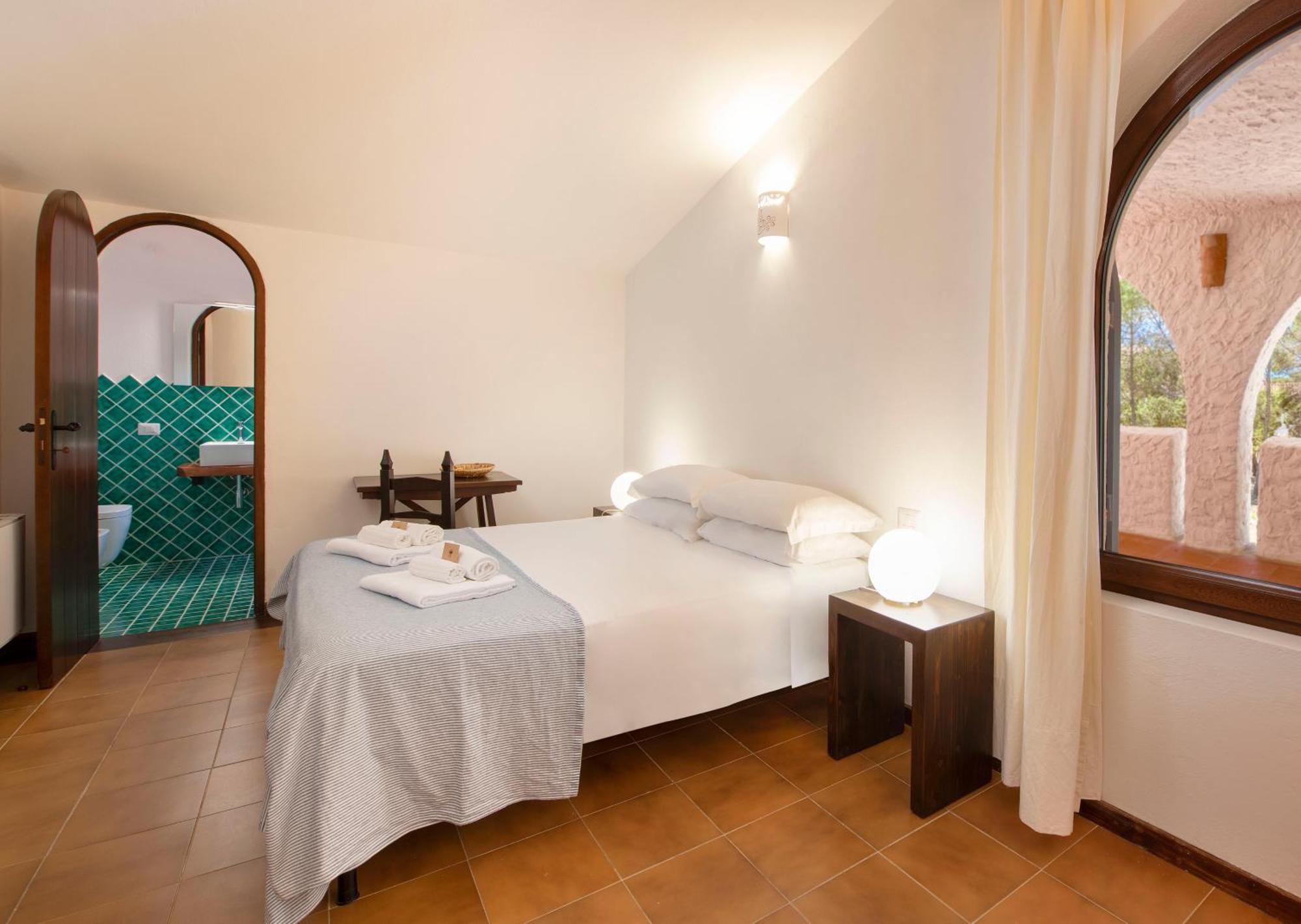 Villa Eliana Sul Mare Порто-Пино Экстерьер фото